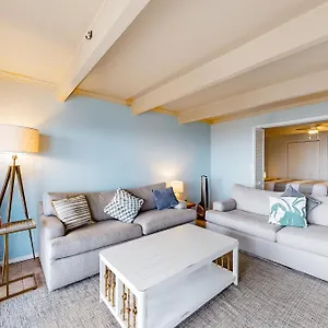  Apartment Ocean Oceanfront